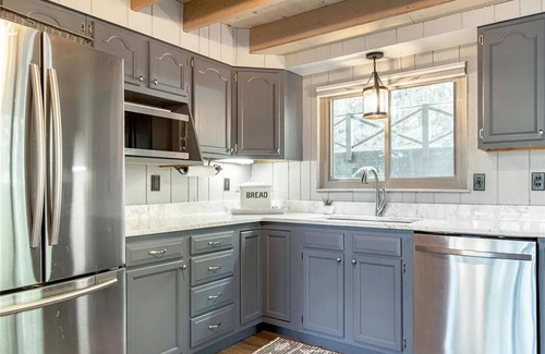 Innsbrook Ski Chalet | Peaceful and Private Lake Side Chalet in Gated Innsbrook Community