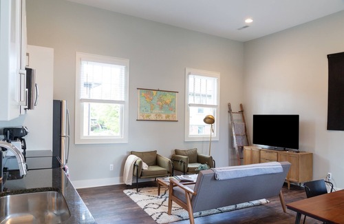Detroit Apartment | Peaceful and Stylish Historic Apt!