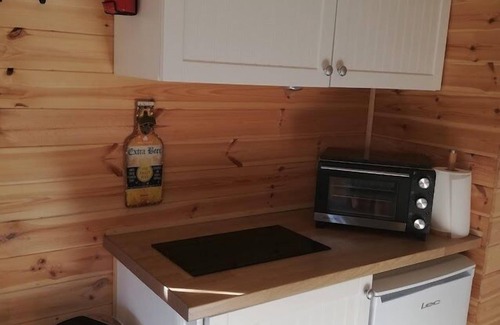 Skegby Cottage | Peaceful Cabin in Skegby -Sleeps2- Firer Pit