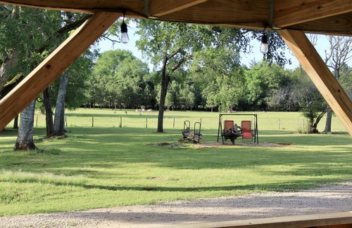 Piney Woods Cabin | Peaceful Cabin in East Texas