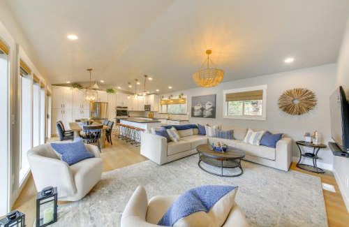 Sandpoint House | Peaceful Cabin with Dock on Lake Pend Oreille