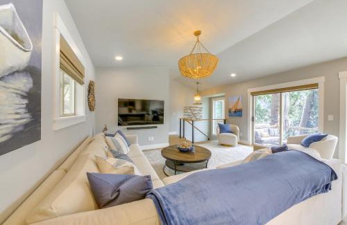 Sandpoint House | Peaceful Cabin with Dock on Lake Pend Oreille