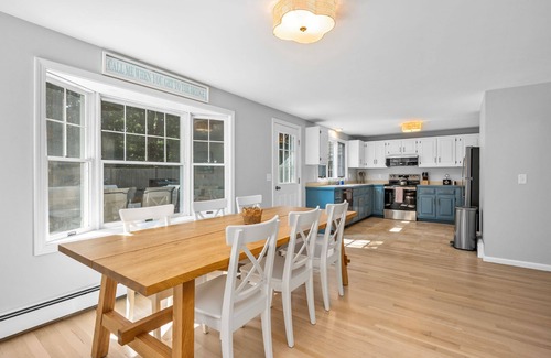 Hopewell Junction House | Peaceful Cape Cod Retreat – Minutes from Beach, Shops & Coastal Charm
