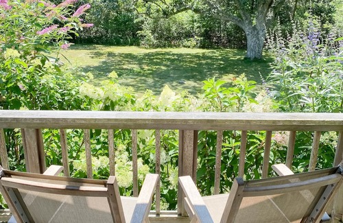 Chilmark House | Peaceful Chilmark Enclave with Abel's Hill Association Beach and Tennis Courts