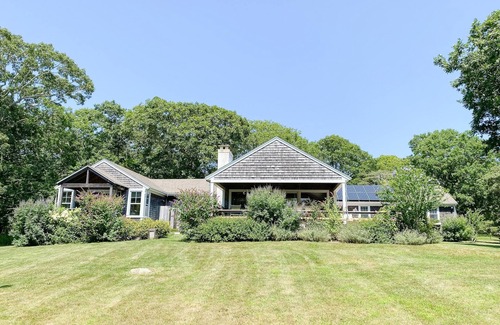 Chilmark House | Peaceful Chilmark Enclave with Abel's Hill Association Beach and Tennis Courts