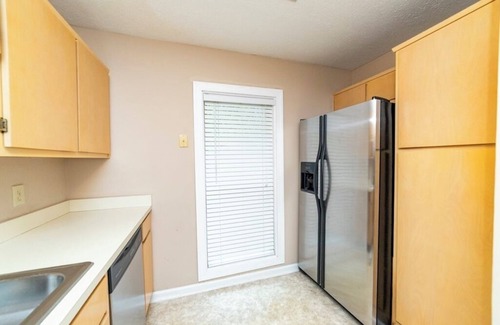 Columbus House | Peaceful Columbus getaway near Ft Moore & CSU