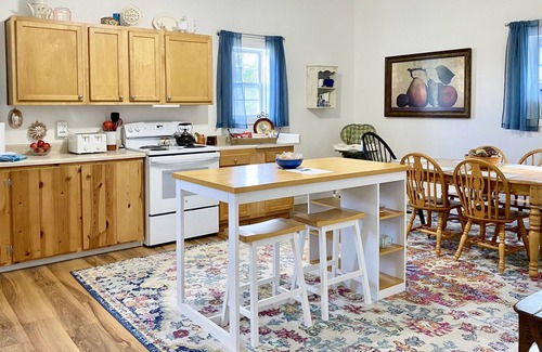 Bethelridge Cottage | Peaceful, comfortable country cottage