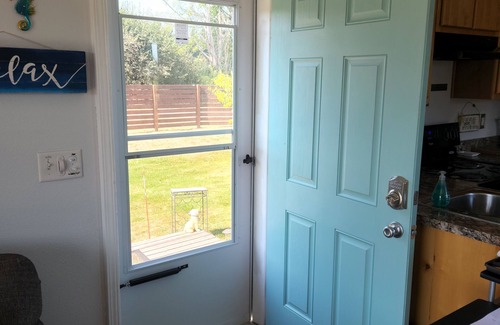 Sequim Cottage | PEACEFUL COTTAGE. MOUNTAIN VIEWS, WILDLIFE, BIRD WATCH, GARDENS