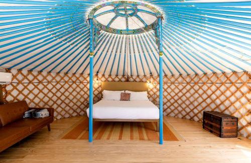 Dripping Springs Other | Peaceful Couples Yurt with Hot Tub in Dripping Springs, Texas