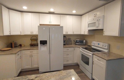 Bowe Gardens House | Peaceful Custom Home with Pool - 5 miles from beach!