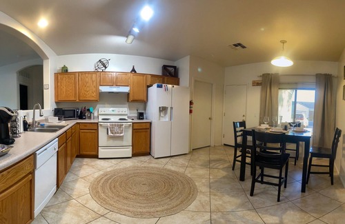 Sundial House | Peaceful Desert Home, close to State Farm Stadium