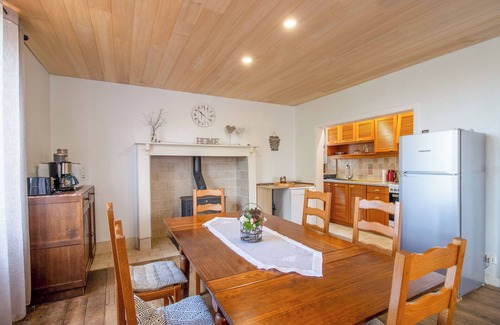 Chalais Cottage | Peaceful Family Escape in Nature with Shared Pool & Activities