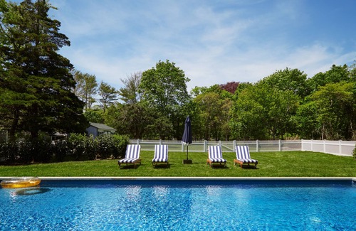 Center Moriches House | Peaceful Family Escape Near the Hamptons – 40 Foot Pool, 90 Minutes from NYC