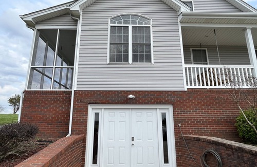 Blackford Apartment | Peaceful farmhouse basement apartment