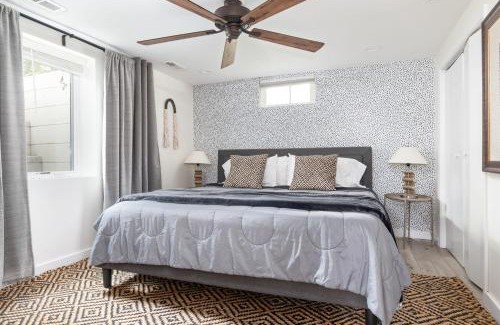 Omaha House | Peaceful Gem HotTub Fenced Yard & Near Downtown