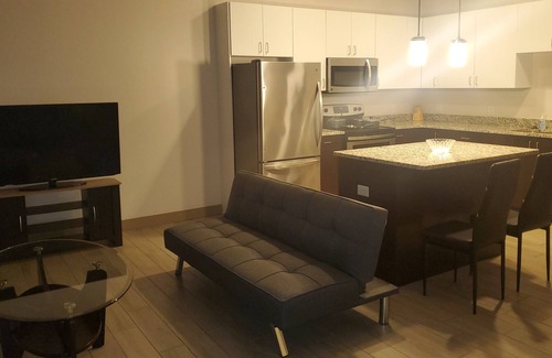 Downtown Toledo House | Peaceful Getaway Downtown