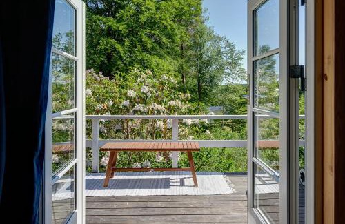 Asljunga House | Peaceful getaway in the woods w/fireplace
