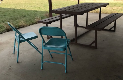 Art House | Peaceful getaway on the serene Llano river. Kayaking or relaxing by the water