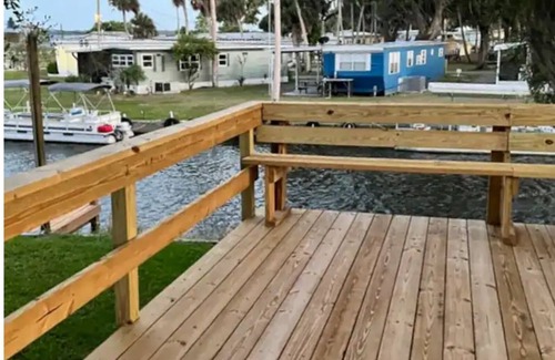 Fedhaven House | Peaceful getaway on Lake Rosalie - kayaks, fishing poles, golf cart and more!