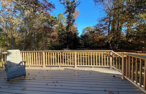 Brewster House | Peaceful Haven, Brewster Walk to The Brewster Store & Breakwater Beach