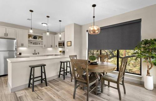 Kyle House | Peaceful Hill Country Oasis