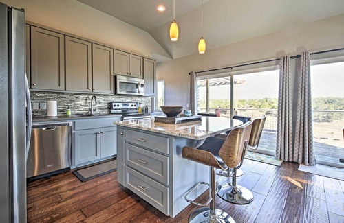 Wimberley House | Peaceful Hill Country Hideaway w/Pond Views