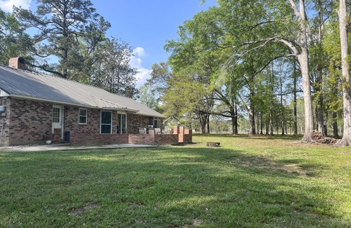 Fluker House | Peaceful home in Amite, La