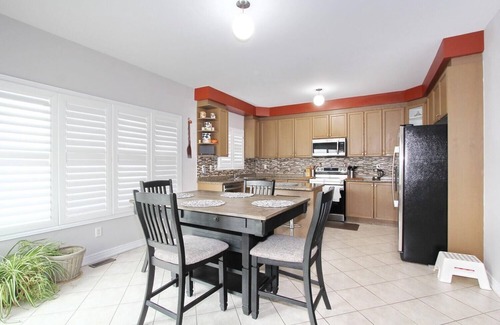 Brampton House | Peaceful House at Mount Pleasant