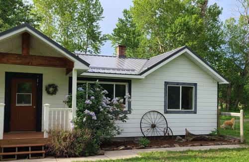 Geyser House | Peaceful house in Highwood Mountains. Private creek access. Large fenced yard.