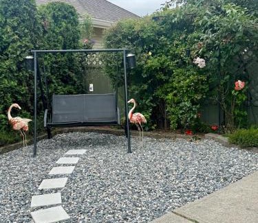 Southwest Gordon Estate House | Peaceful House with Backyard