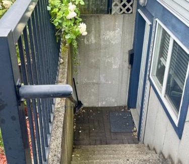 Southwest Gordon Estate House | Peaceful House with Backyard
