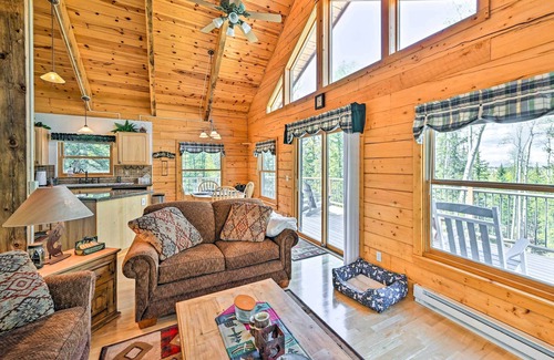 Indian Mountain Cabin | Peaceful Jefferson Cabin w/Deck - Pets Welcome!
