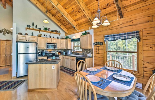 Indian Mountain Cabin | Peaceful Jefferson Cabin w/Deck - Pets Welcome!