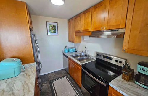 Honalo Apartment | Peaceful Kona Getaway with Ocean Views | 2-Bedroom Condo at Kona Coffee Villas