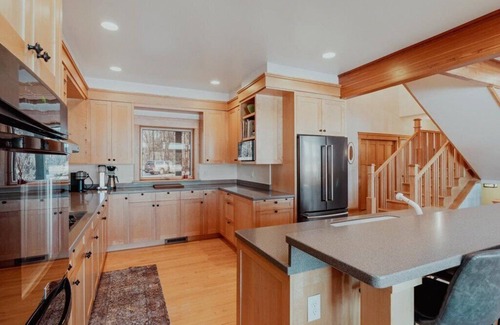 Crosslake House | Peaceful lake house on Whitefish Chain w/2 King beds, dock, LilyPad, SUP