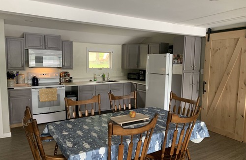 Gray Cottage | Peaceful Lakefront 3 bedroom Cottage On Quiet Forest Lake
