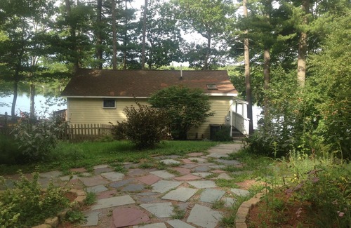 Gray Cottage | Peaceful Lakefront 3 bedroom Cottage On Quiet Forest Lake