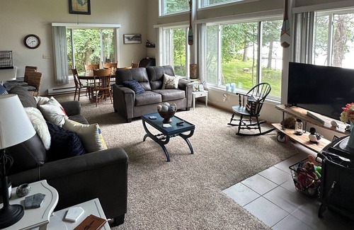 Battle Lake House | Peaceful, lakeside home! Just minutes from downtown Battle Lake.