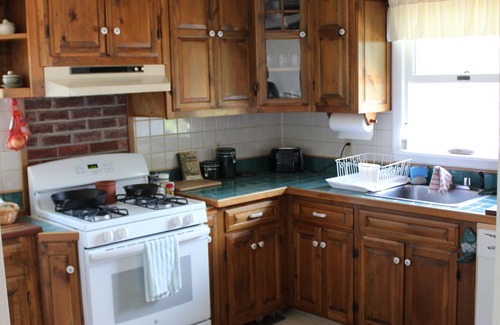 Brooksville House | Peaceful location perfect for couples or small family