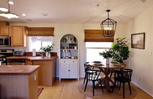 North Ridge House | Peaceful mountain retreat + amazing sunsets + nearby trails