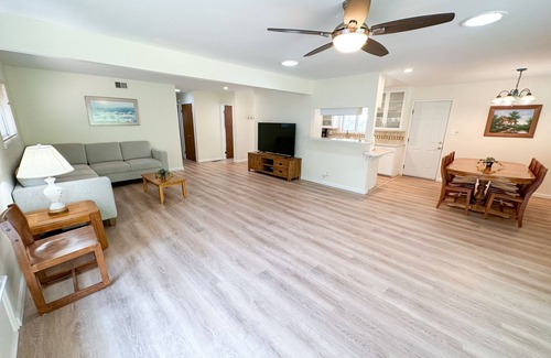 Central Davis House | Peaceful Near Campus Home