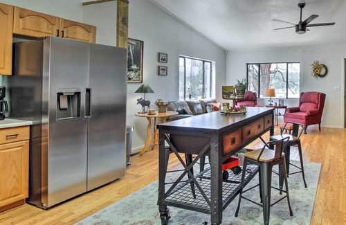 Eagar Cabin | Peaceful Nutrioso Cabin Retreat w/Mountain Views!