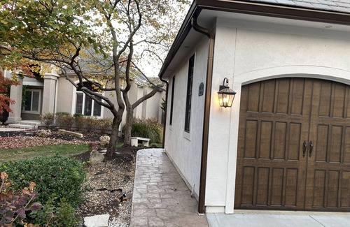 Overland Park Apartment | Peaceful Oasis in the burbs w/fireplace!