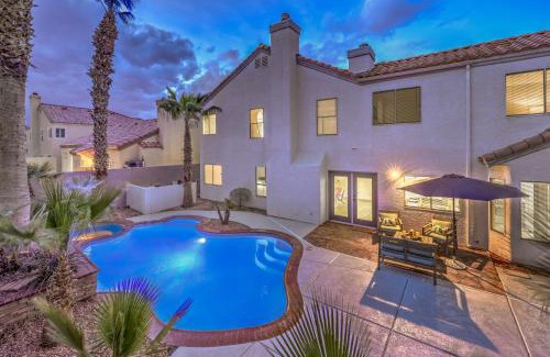 Paradise House | Peaceful Oasis Near Strip & Airport Pool Spa