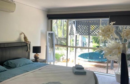 Parkwood House | Peaceful on a Golf Coarse