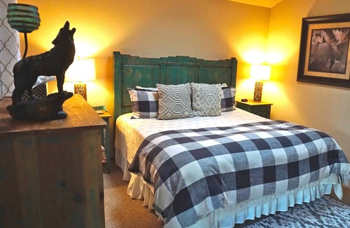 Ruidoso Cabin | Peaceful Pines Cabin | 2 Bedroom 2 Bathroom