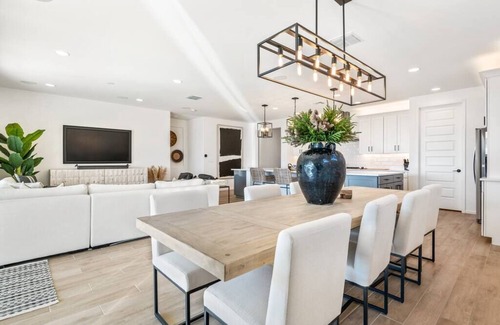 Marana House | Peaceful Poolside Retreat: Near Tucson Rodeo