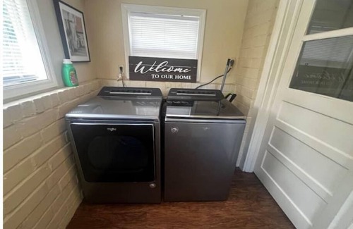Valdosta House | Peaceful Private home near VSU, Down town & SGMC