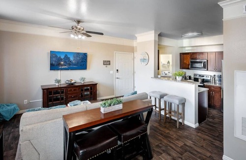 Midvale Apartment | Peaceful Retreat*Close to SKIING*Hot tub*Gym