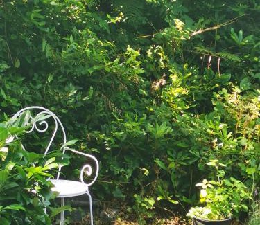 Esher House | PEACEFUL RETREAT HIDEAWAY SURREY